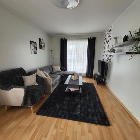 Long Holiday Apartment Kuressaare Extérieur photo