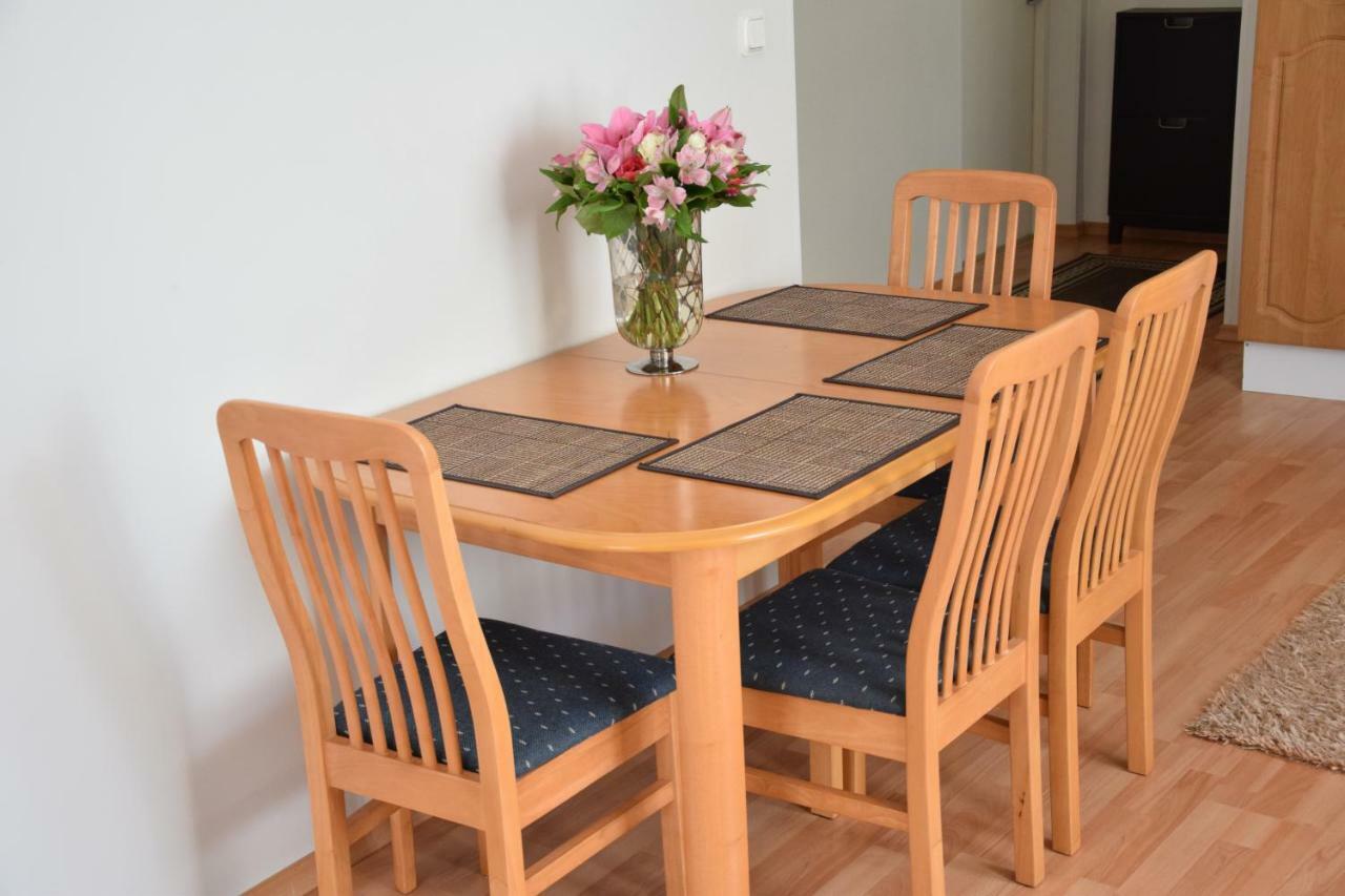 Long Holiday Apartment Kuressaare Extérieur photo